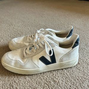 Veja Sneakers